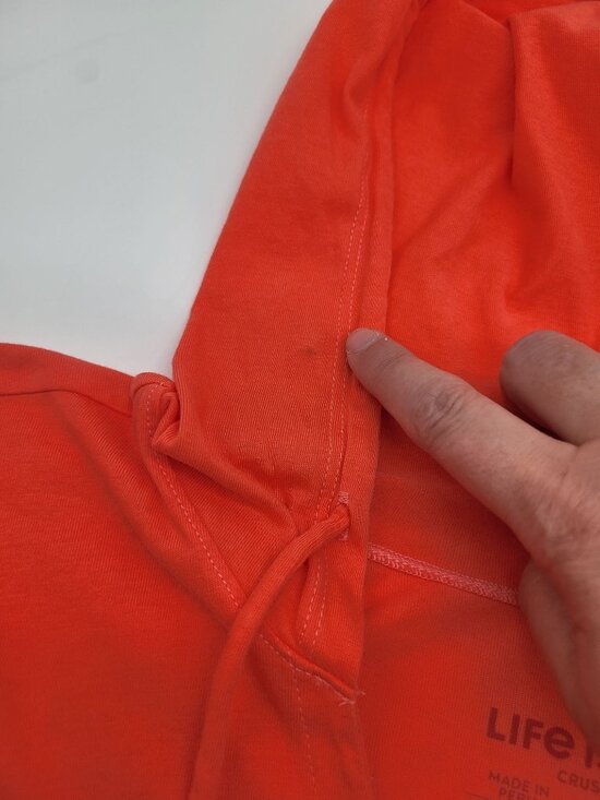 LIFE IS GOOD Women's LG Golden Retriever Adirondack Crusher LITE Hooded Shirt - Picture 8 of 8